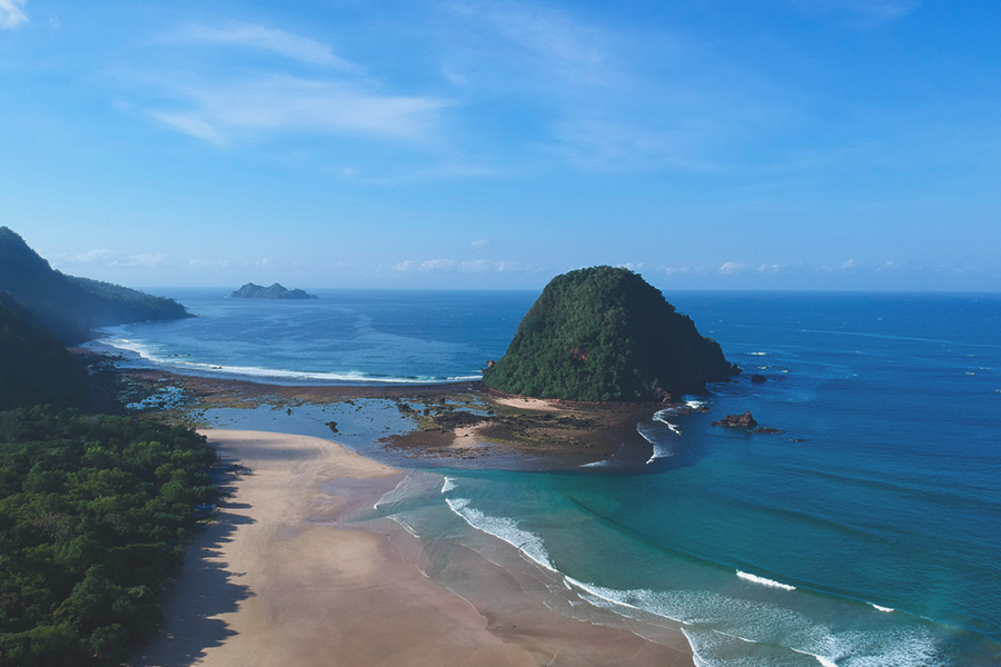 beaches in Banyuwangi