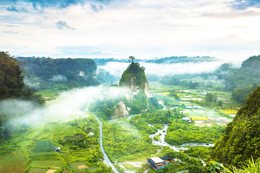 tempat wisata di padang - Ngarai Sianok