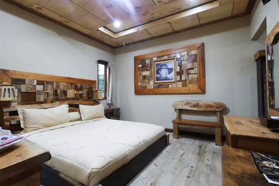 Alloyna Country Cottage