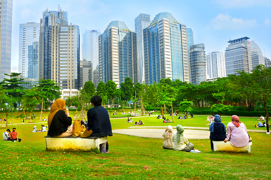 taman kota di jakarta - Hutan Kota GBK