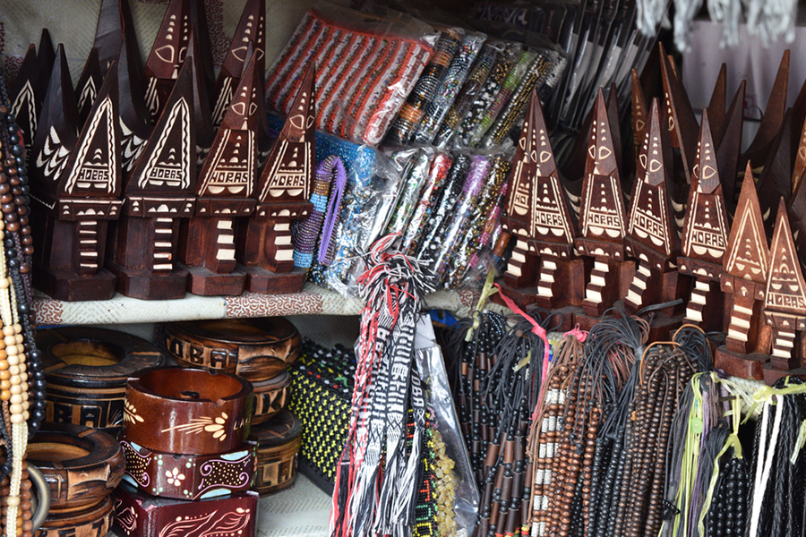 Tempat Beli Souvenir di Medan