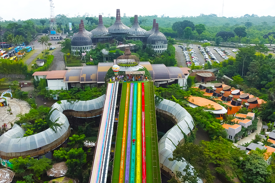 wisata keluarga di semarang - Dusun Semilir