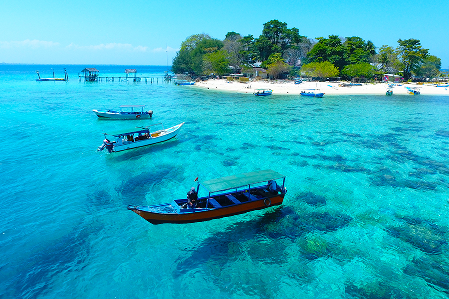 tempat wisata di makassar - Pulau Samalona