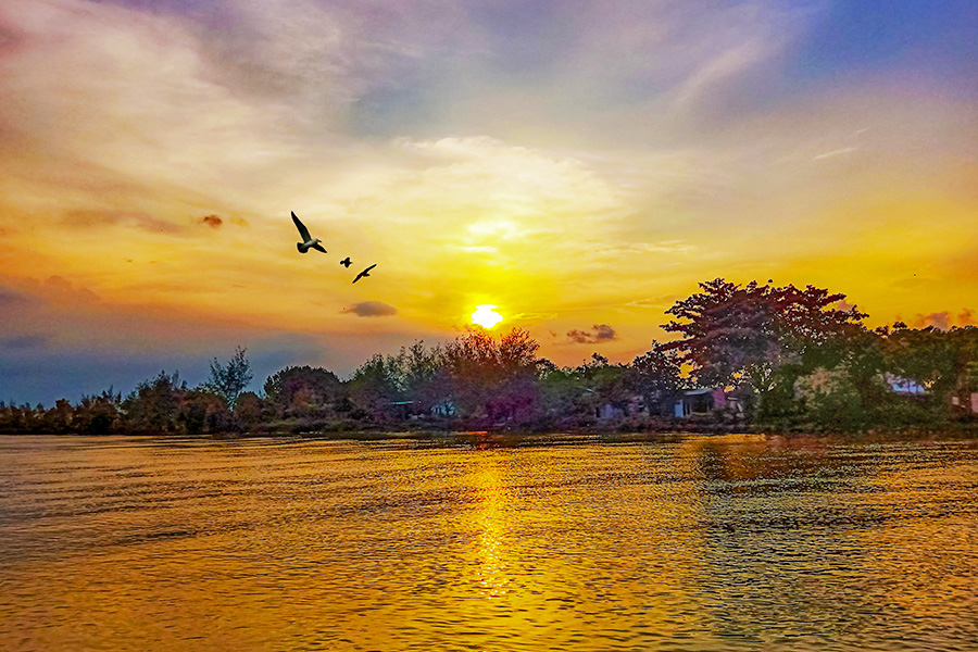 tempat wisata di pekalongan - Pantai Slamaran Pekalongan
