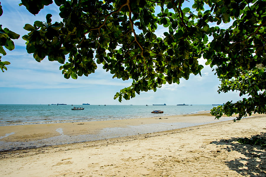 Pantai Monpera