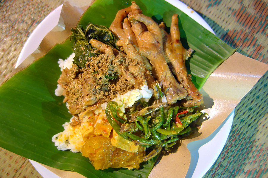 makanan khas solo - Gudeg Ceker