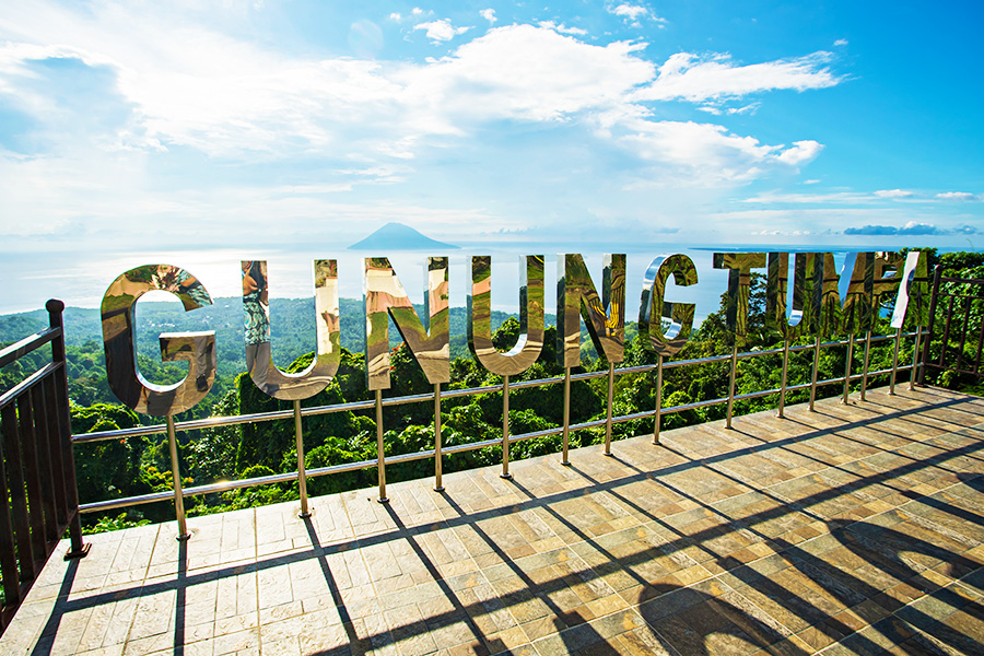 tempat wisata di manado- Gunung Tumpa