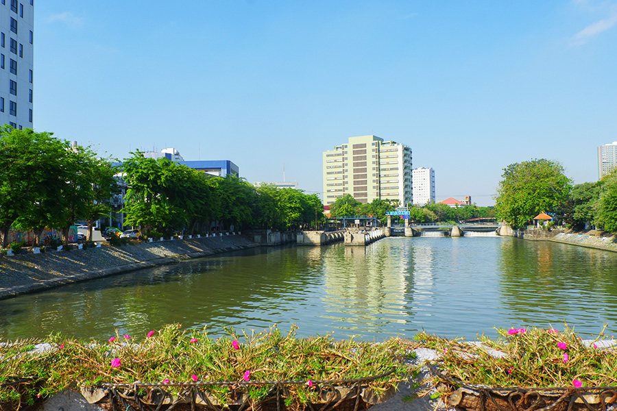 Tempat wisata di Surabaya - Sungai Kalimas