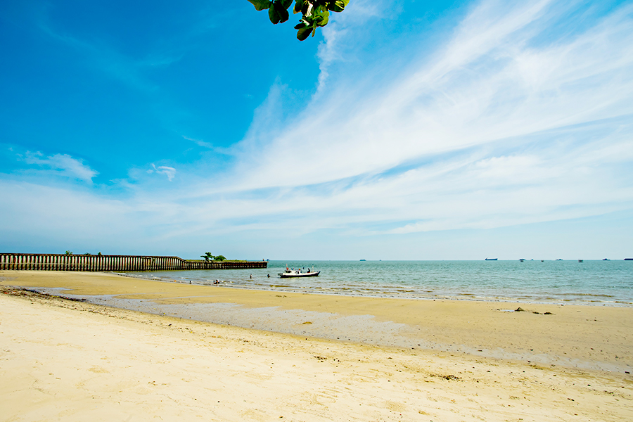 Pantai Monpera