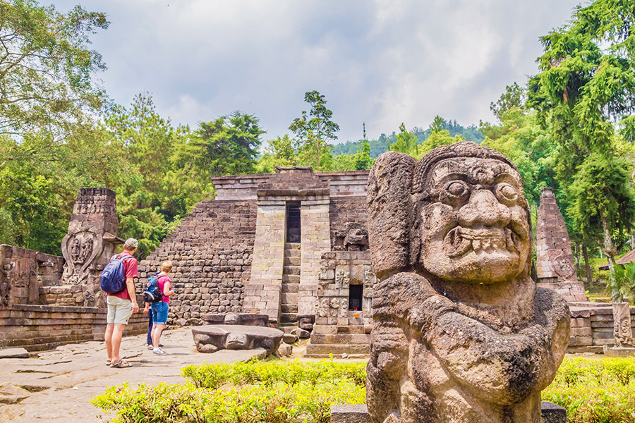 candi di indonesia - candi sukuh