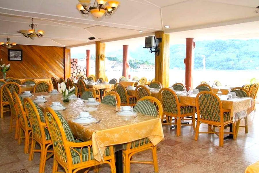 Darma Agung Beach Hotel Parapat