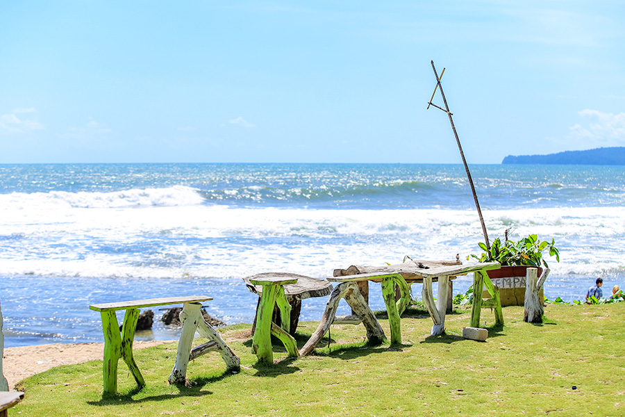 tempat wisata di pangandaran - Pantai Karapyak