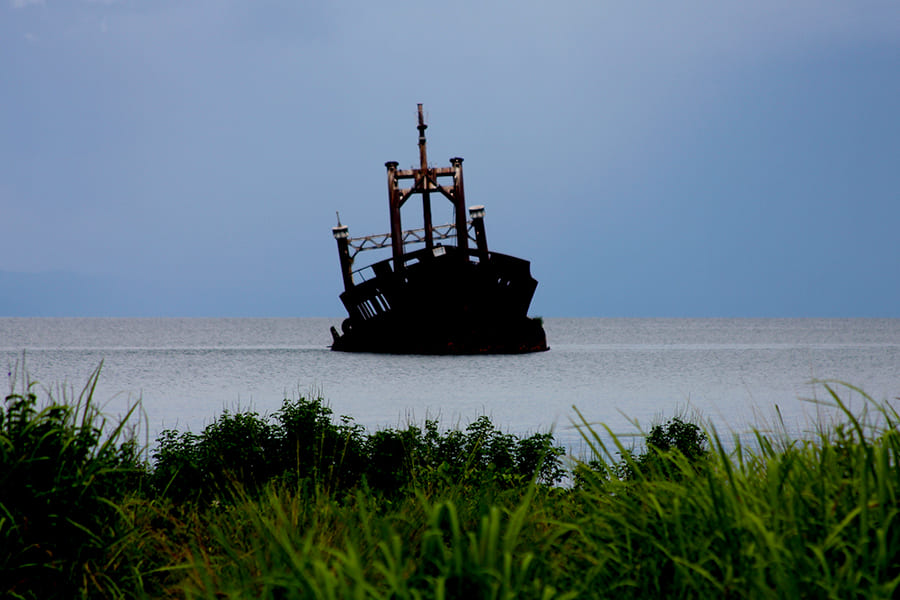 tempat wisata di halmahera - Kapal Tosimaru