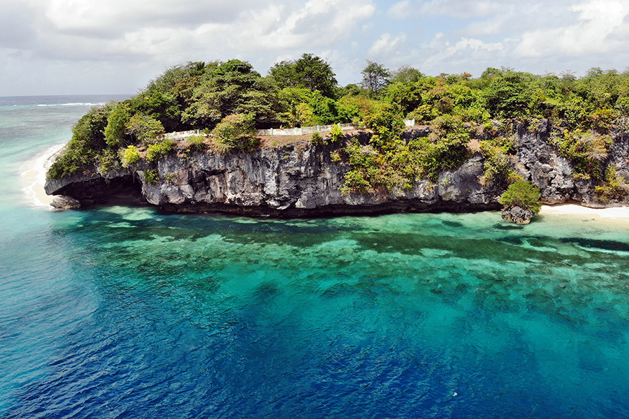 wisata di wakatobi - Puncak Kahyangan