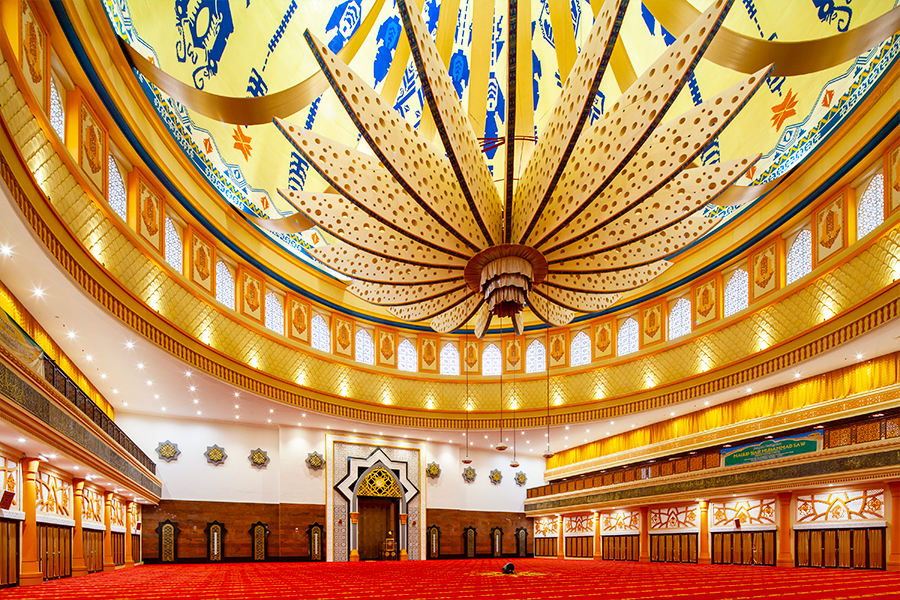 masjid di lombok - Masjid Raya Hubbul Wathan 