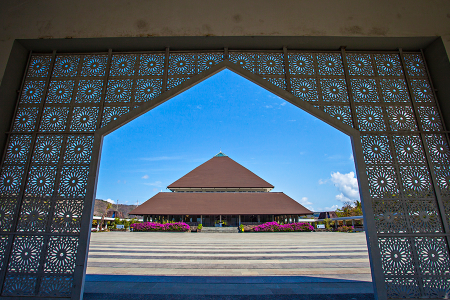 masjid di lombok - Masjid Nurul Bilad