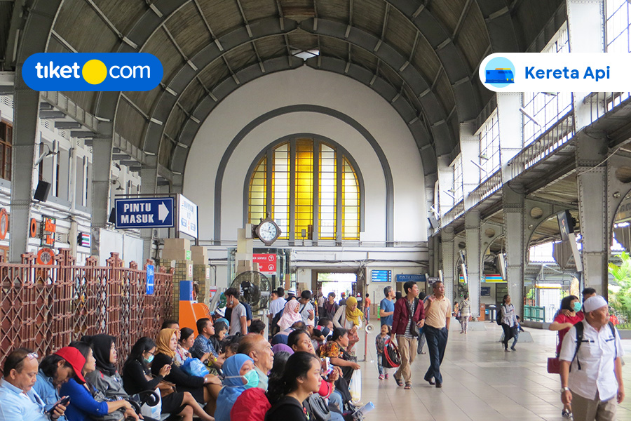 6 Stasiun Kereta di Indonesia dengan Bangunan Antik, Bikin Nostalgia!