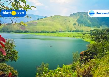 8 Danau Terindah di Dunia, Dua Danau di Indonesia Masuk Juga, Lho!