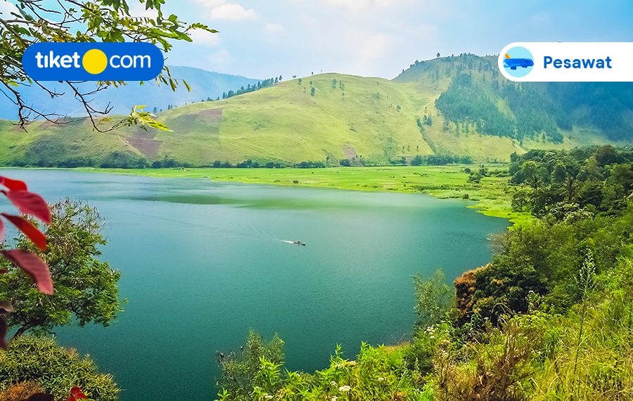8 Danau Terindah di Dunia, Dua Danau di Indonesia Masuk Juga, Lho!