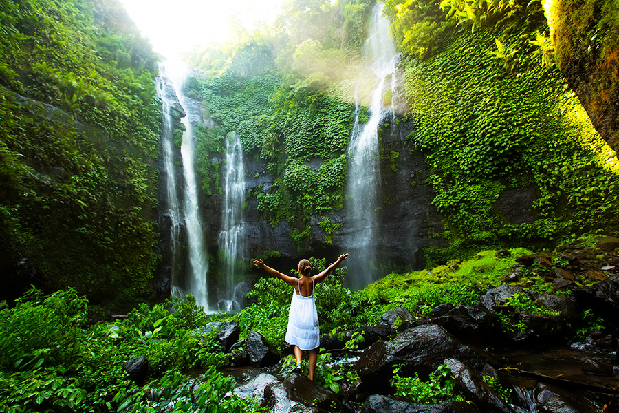 air terjun di bali- Air Terjun Sekumpul