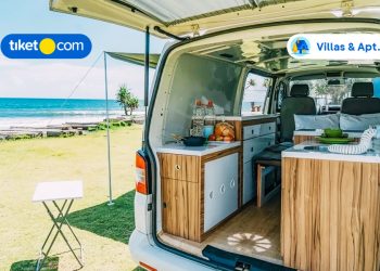 A New Way of Staycation with Campervan, Sleeping While Driving on The Road!