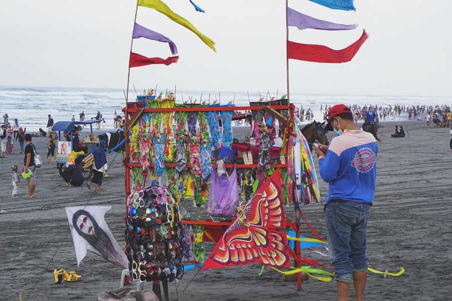 parangtritis beach