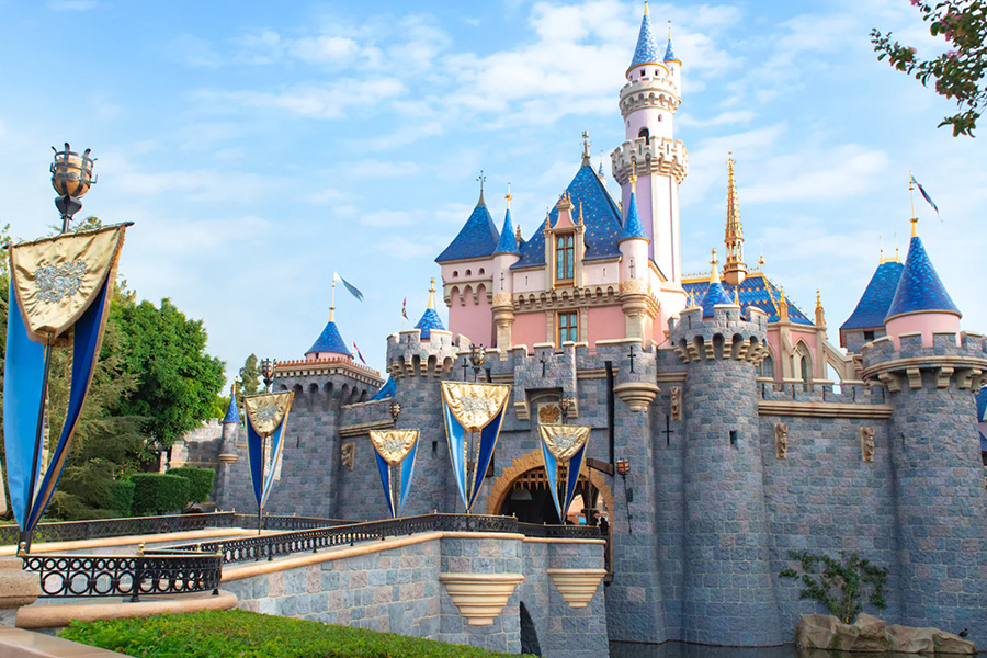 things to do in california - disneyland park