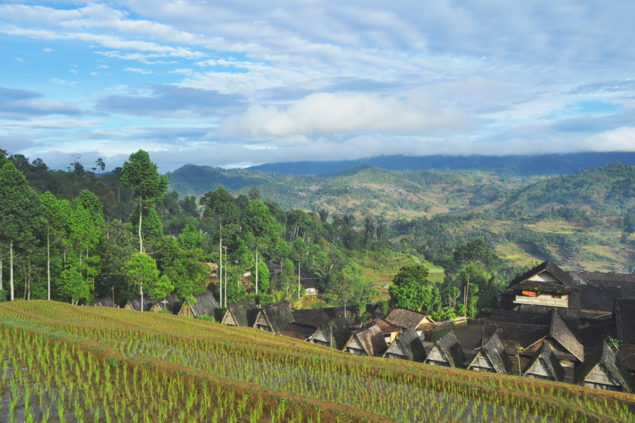 explore sukabumi - ciptagelar village