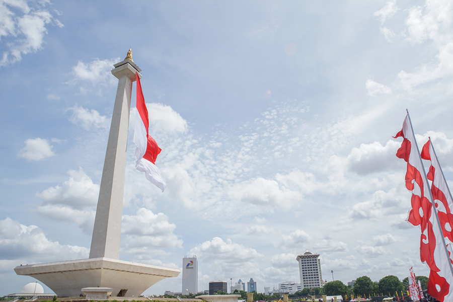 educational tour jakarta - national monument