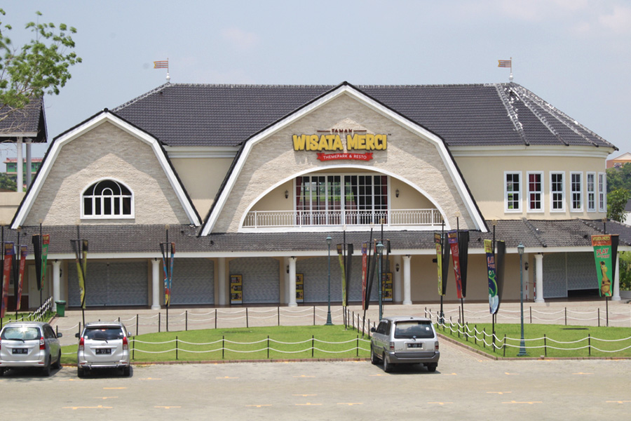 tempat wisata keluarga di medan - Taman Wisata Merci