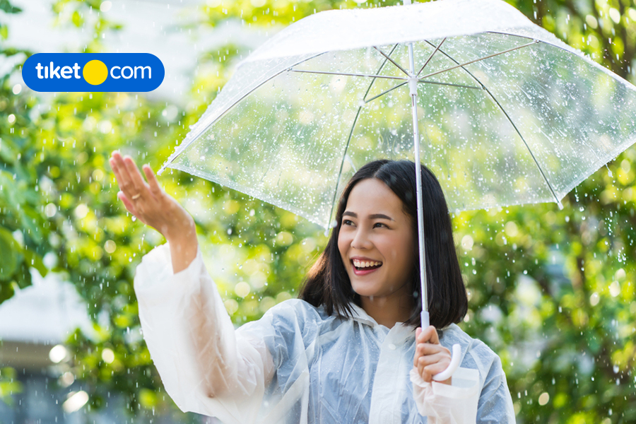 Monsoon Season is Arriving, Here’s How You Can Enjoy the Rainy Days ⚡