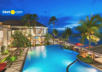 7 Best Hotels & Villas near Lovina Beach, Meet Cute Dolphins in Bali!