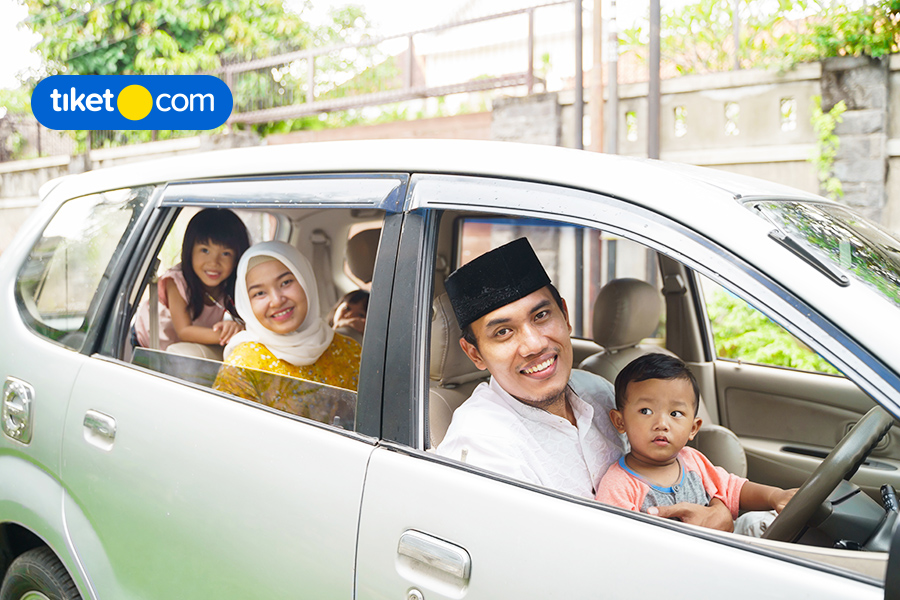 Syarat Rental Mobil Lepas Kunci dan Dengan Sopir Saat Mudik Lebaran 2024