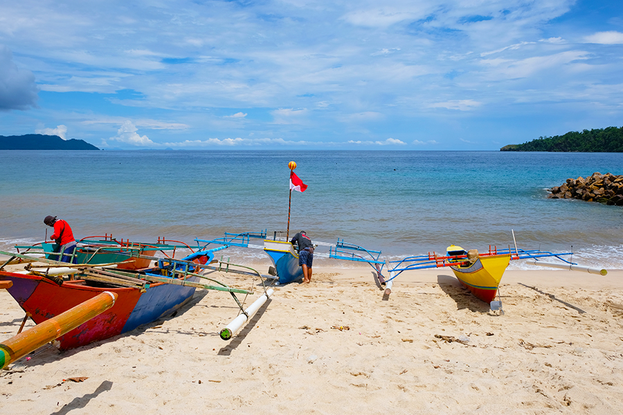 Suasana Pantai Pulisan Likupang