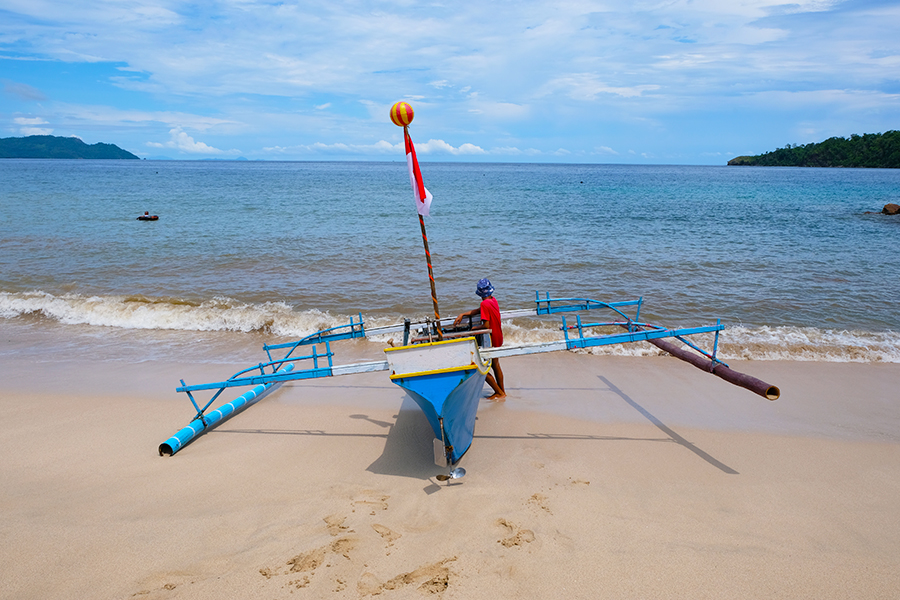 Wisata Pantai Pulisan Likupang - Penyewaan Perahu