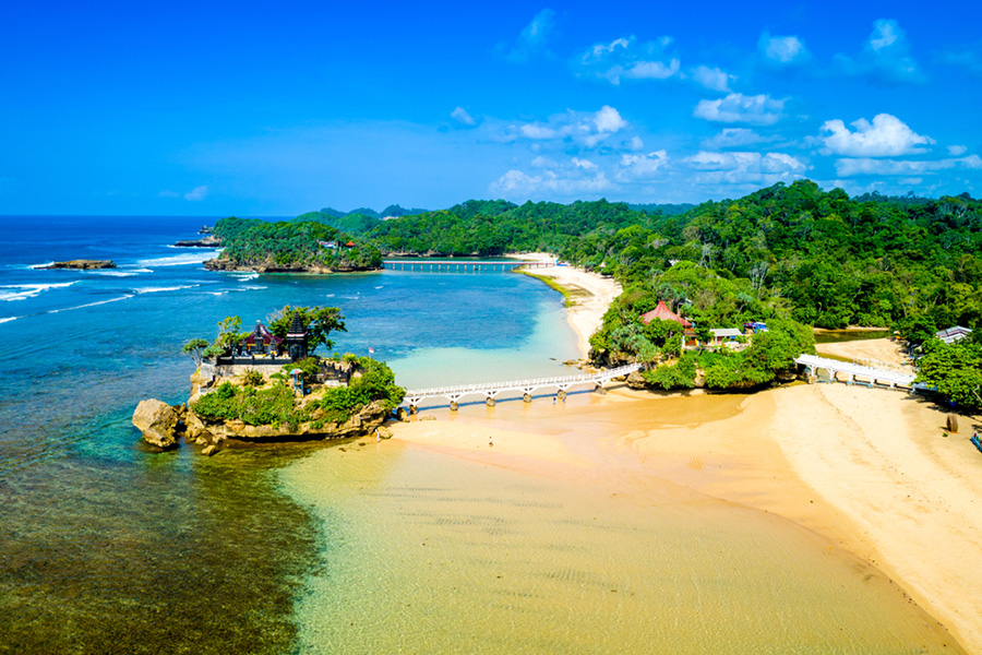 holiday to east java - malang