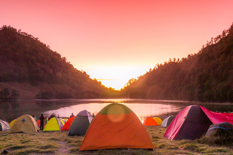 easy hiking trails in indonesia - ranukumbolo