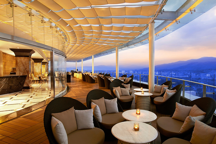 The 18th Restaurant and Lounge