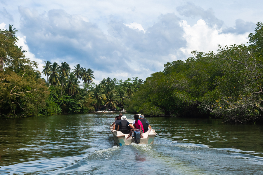 holiday in sri lanka - madu ganga