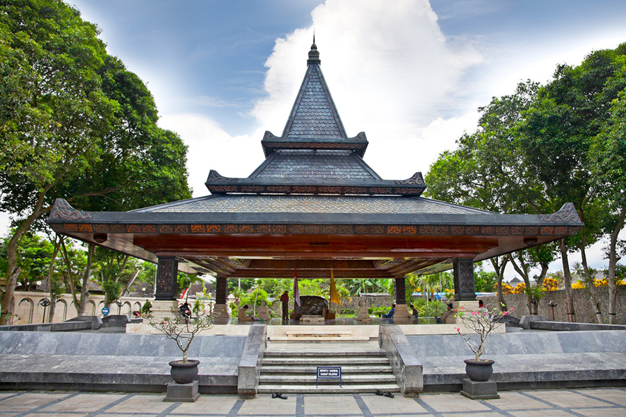 holiday to east java - blitar