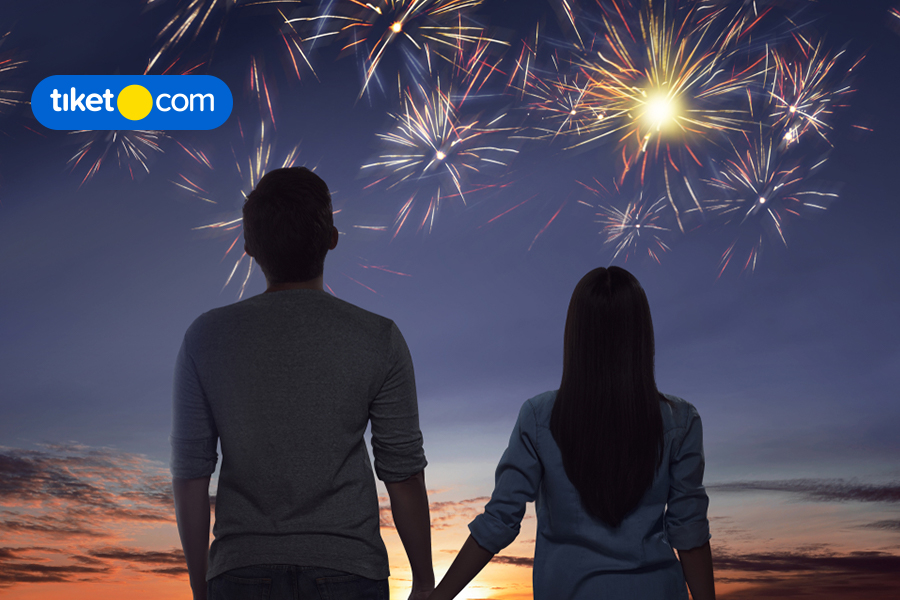 10 Classic New Year’s Eve Traditions, Ready to Celebrate?