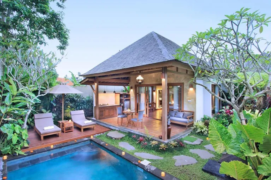 water hotels and villas in bali
