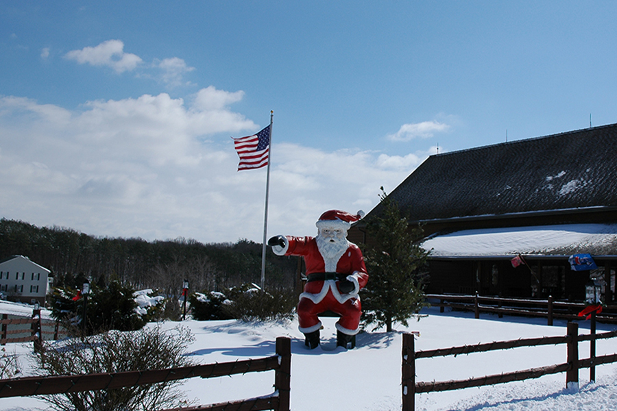 Christmas Towns in America - santa claus