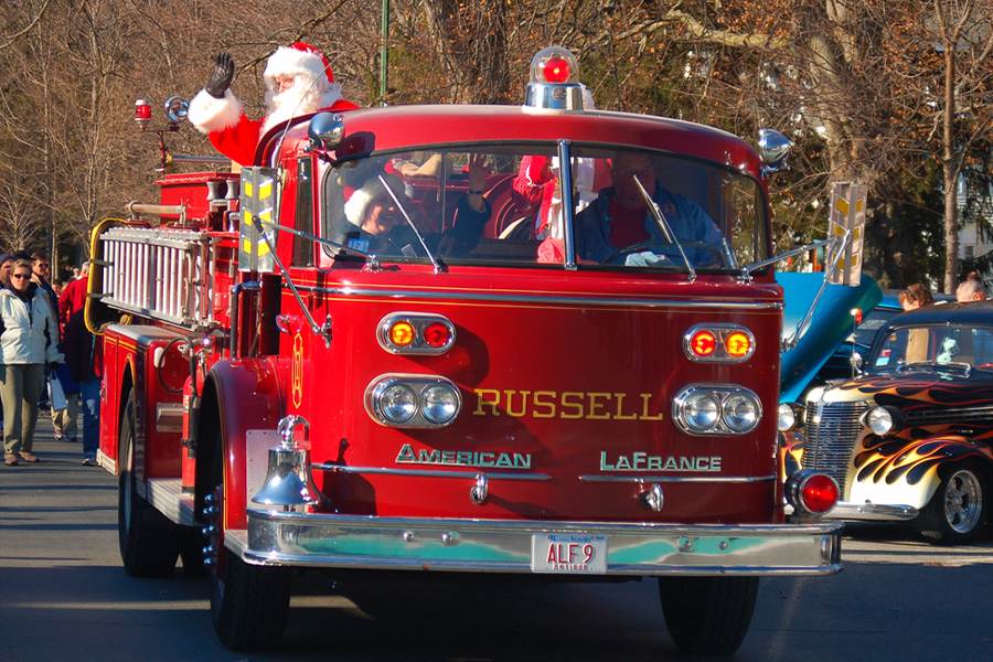Christmas Towns in America - stockbridge