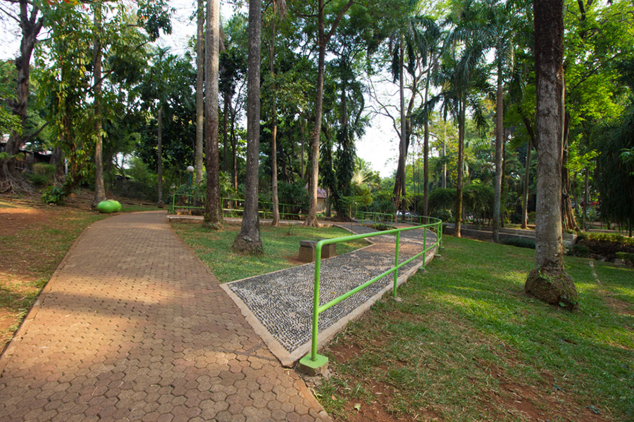 parks in jakarta