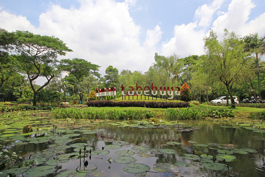 parks in jakarta