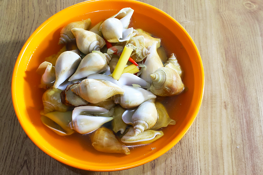 oleh oleh khas batam - Gong Gong