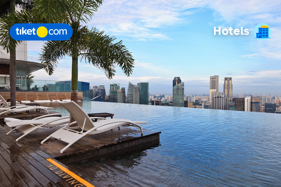 5 Top Hotels with Infinity Pool in Semarang, Feel the Splash Around You!