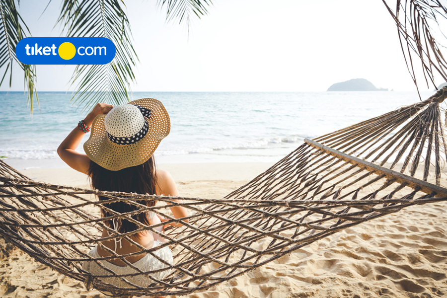 21 Stunning Beaches in East Java, Make Your Trip Unforgettable!