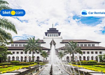 Explore Bandung in a Day: Unique Things to Do in Paris Van Java
